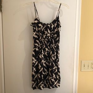 Patterned soft summer dress with cinched waist
